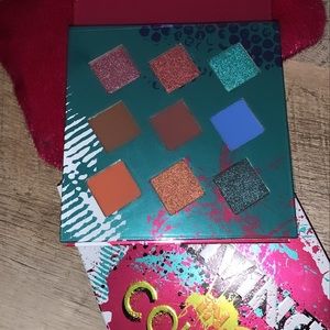 Living In Color Eye Shadow Pallette